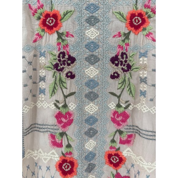 Johnny Was Carnation Boho Floral Embroidered Blouse XS Beige V-Neck 3/4 Sleeve - Picture 3 of 9